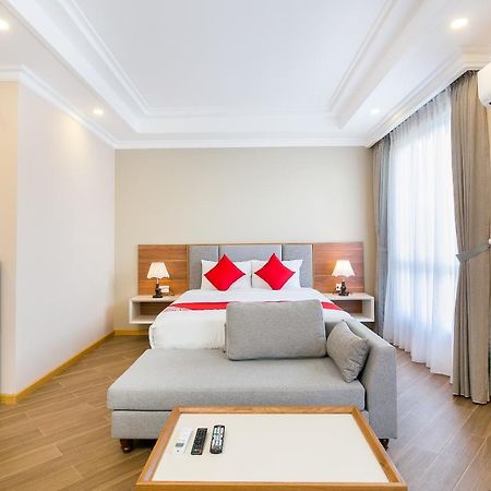 Oyo 138 Aparthotel 18 ホーチミン市 エクステリア 写真